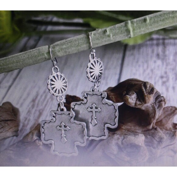 Chunky Cross Silvertone Fashion Earrings Faith Boho Spiritual Gift Rodeo NWT - Picture 3 of 4